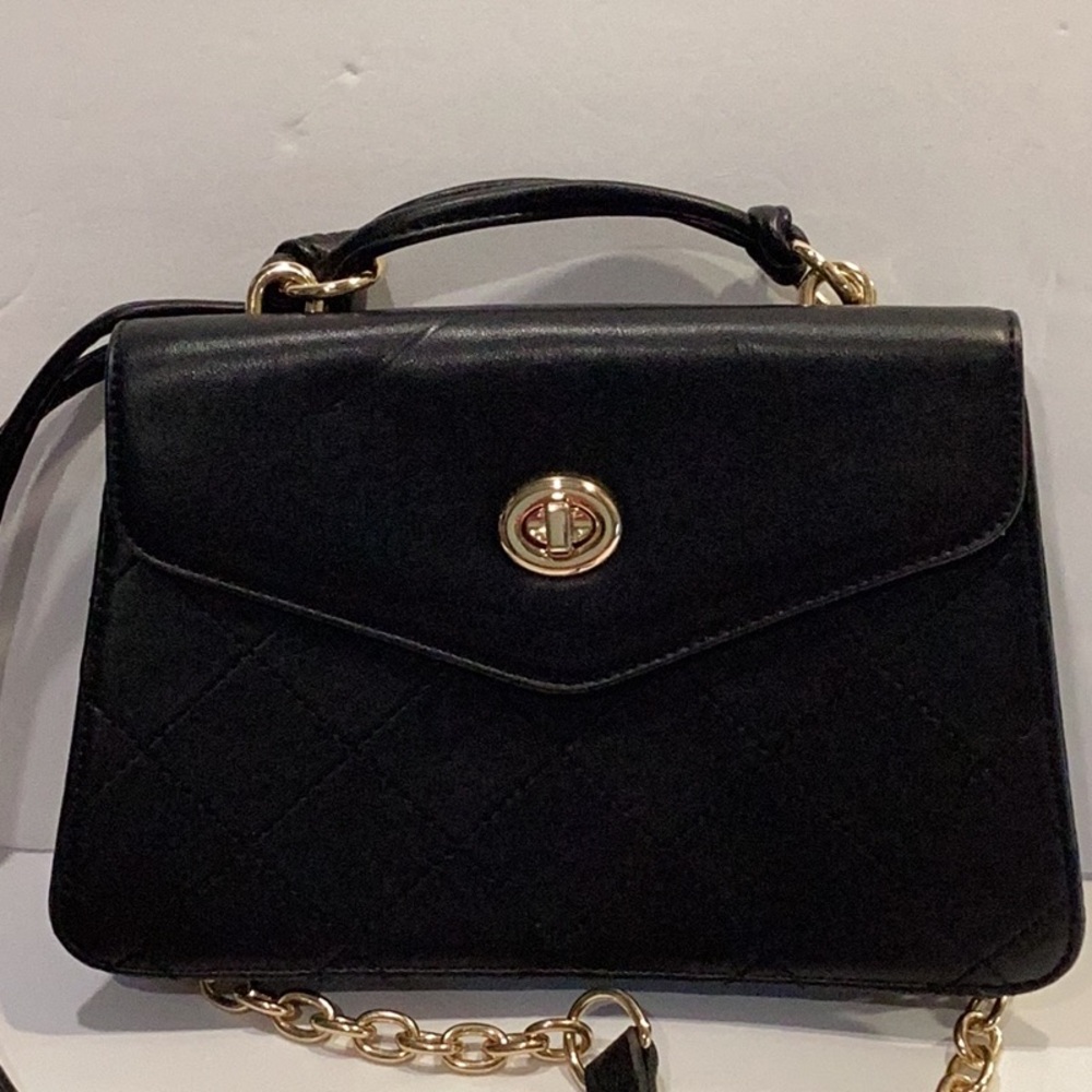 Like Dreams Classic Black Leather Crossbody Bag with Gold Chain Accent